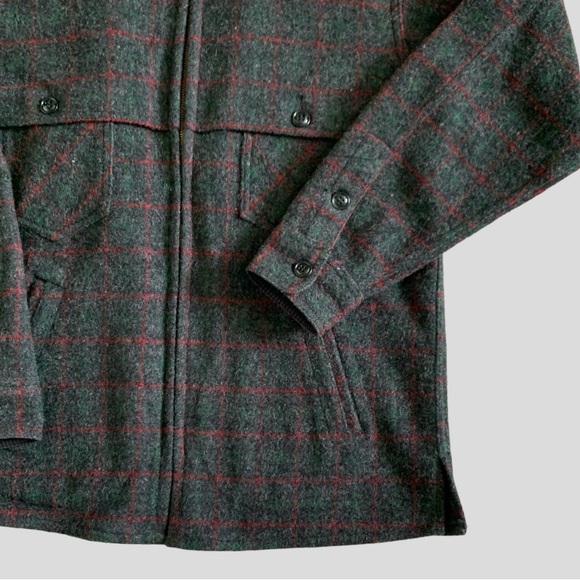 Vintage L.L. Bean Men’s Wool Plaid Cape Style Cape Style Shirt Jacket Size S - Picture 6 of 9